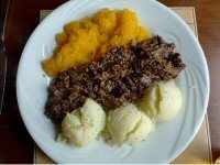 Haggis, Neeps and Tatties Recipe