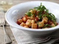 Basil Gnocchi with Tomato Sauce Recipe