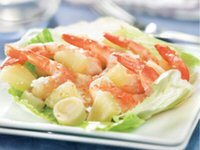 Fresh Sesame Salad with Prawns and Palm Hearts