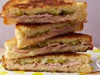Ham & Swiss Cheese Garlic-Enhanced Sandwich Recipe Ham & Swiss Cheese Garlic-Enhanced Sandwich Recipe