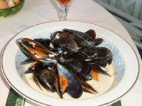 Mussels in White Wine (Moules Marinière)
