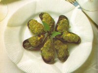 Mussels with Herb Butter (Moules Niçoises) Mussels with Herb Butter (Moules Niçoises)